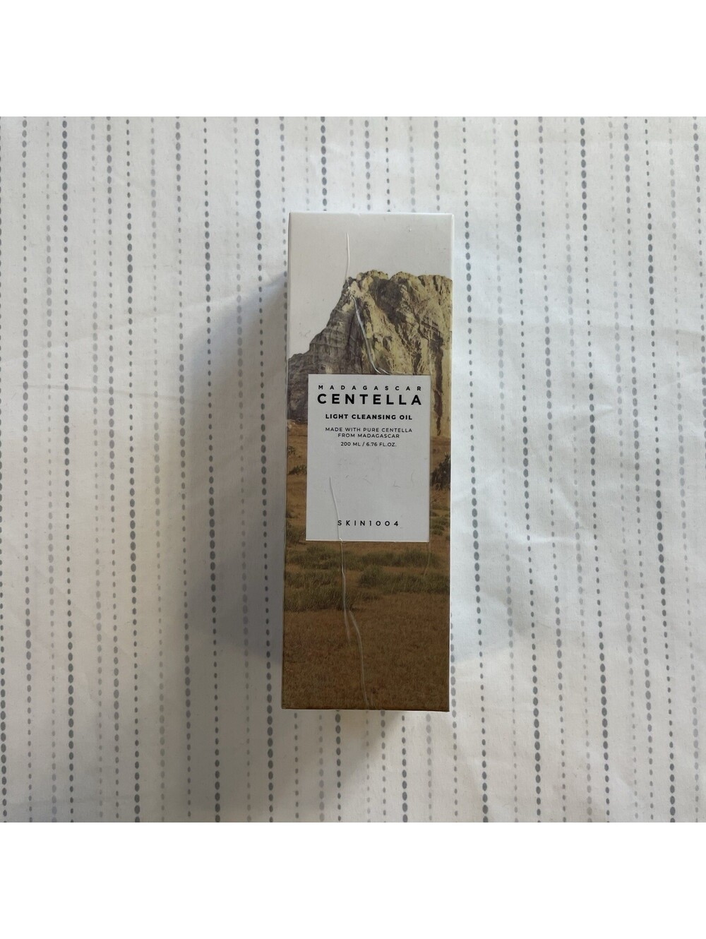 Skin1004 Centella Light Cleansing Oil 6.76fl Oz New in Box Exp 2/2027